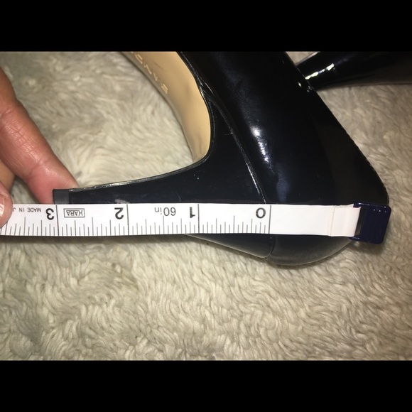 Bandolino Peep Toe platform Pumps - Picture 6 of 8